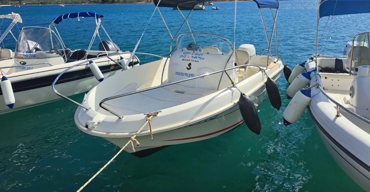 Beneteau Flyer 550 boat rental in Cres
