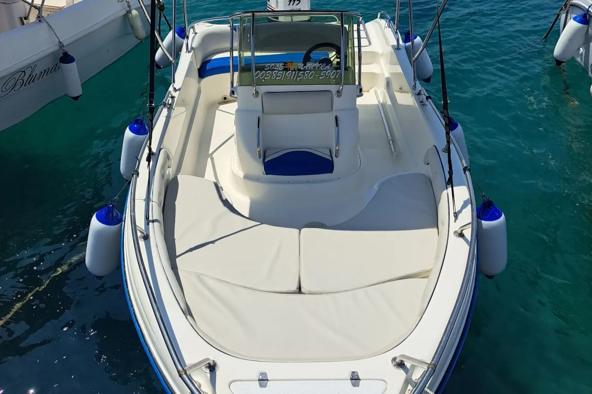 Ranieri 19 boat rental in Cres, photo 3
